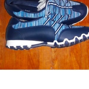 Comfortview Women  Sneaker  Size 12M TORY #55374 Blue White Texture